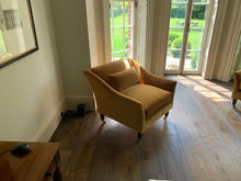 Load image into Gallery viewer, Oxford Armchair
